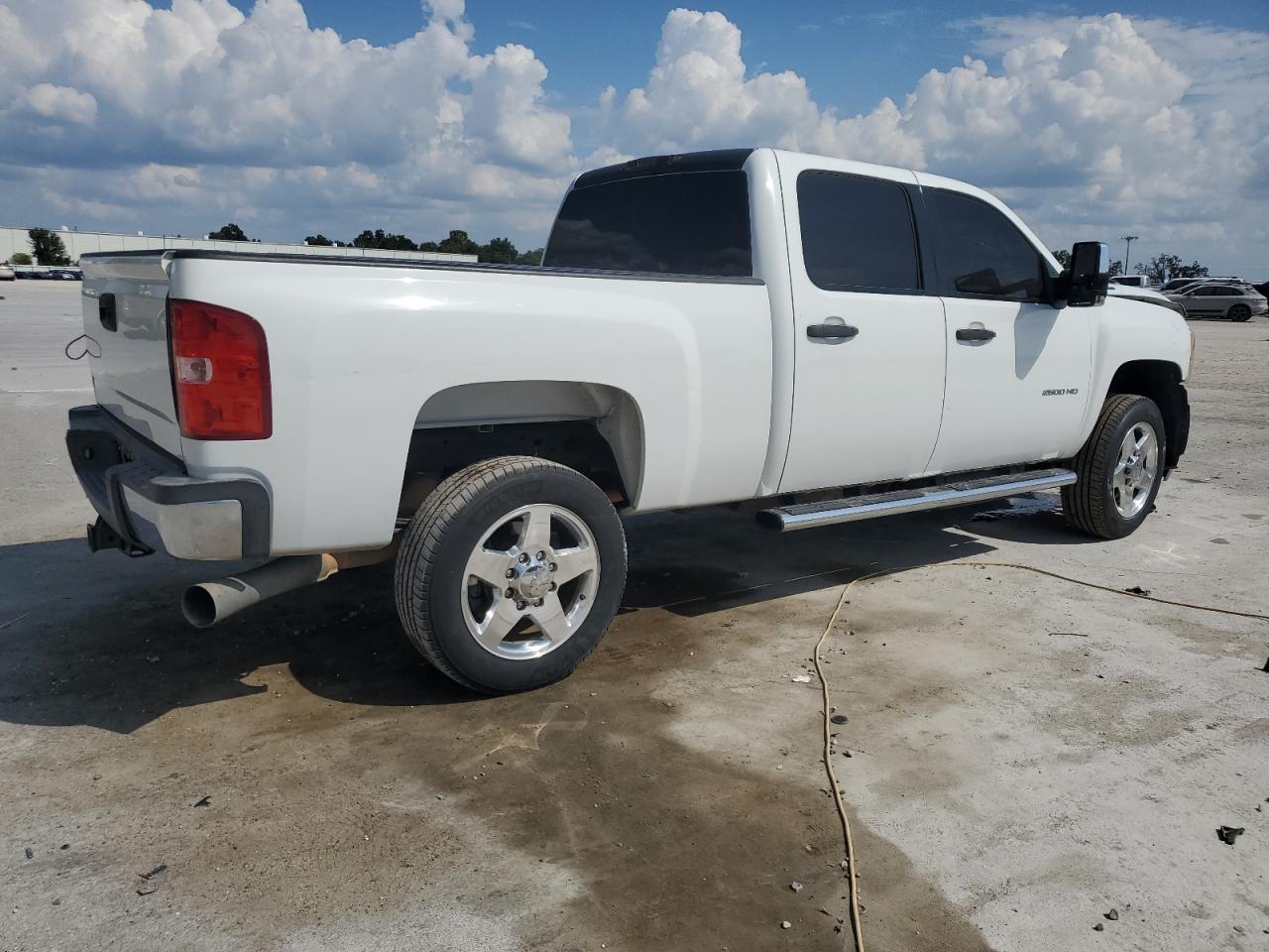 2013 Chevrolet Silverado - Image 3