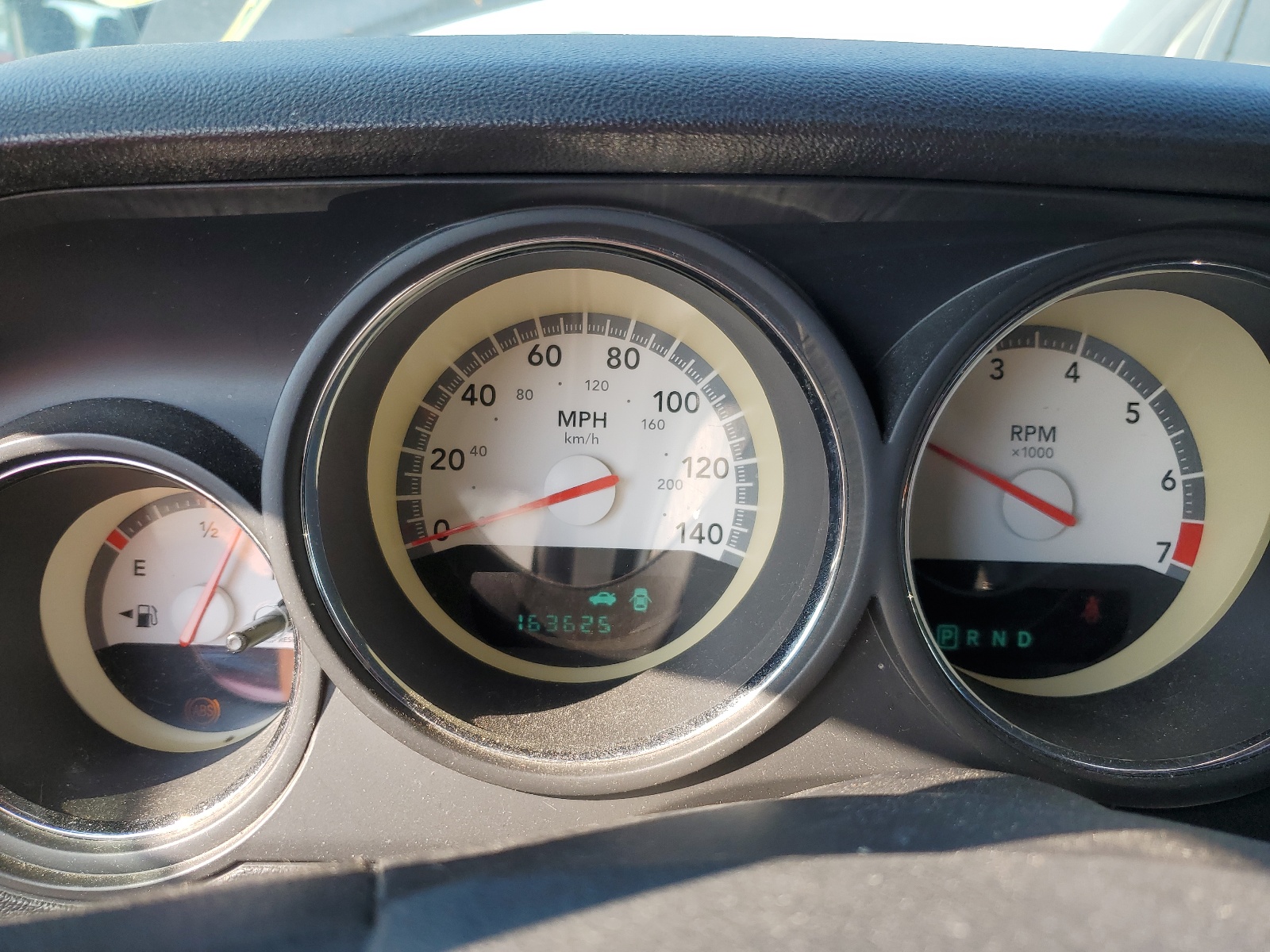 2B3CJ4DV3AH219959 2010 Dodge Challenger Se