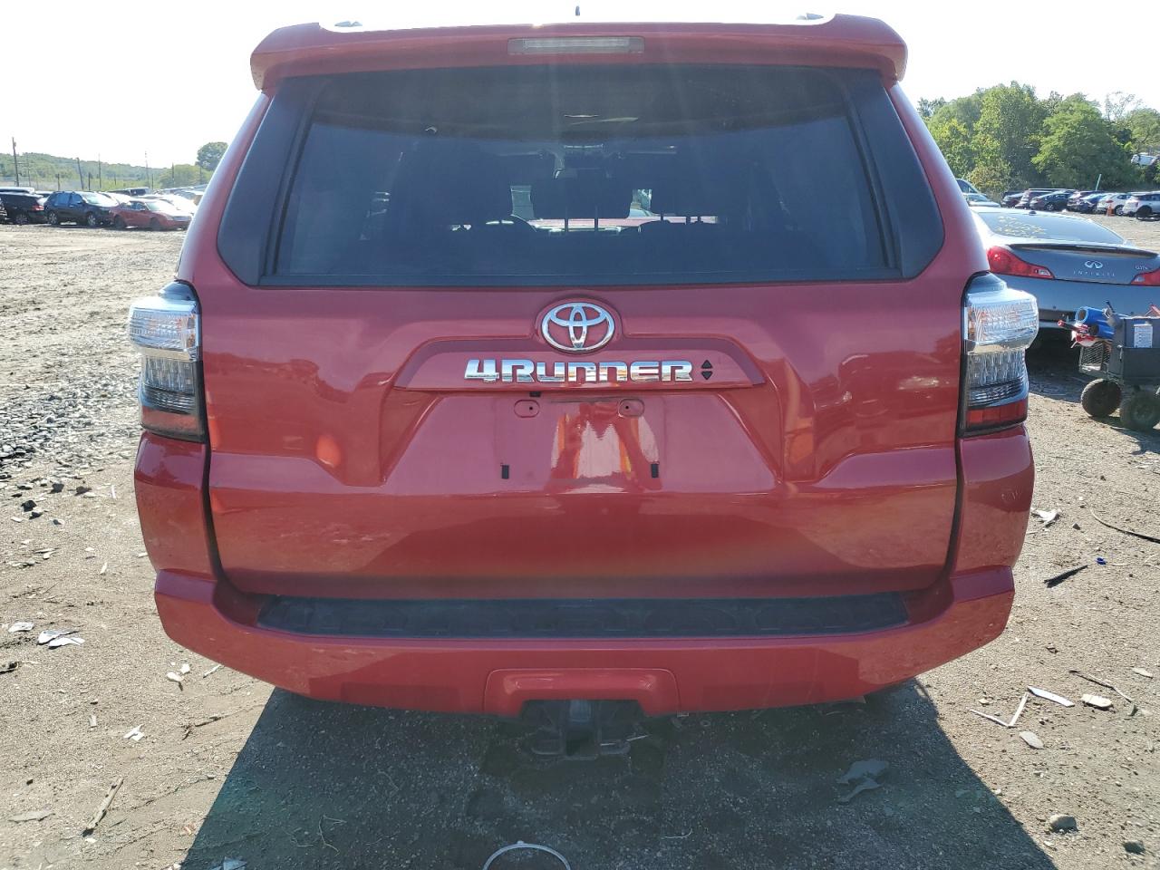 2022 Toyota 4Runner Sr5/Sr5 Premium VIN: JTEMU5JR2N6063097 Lot: 67853764