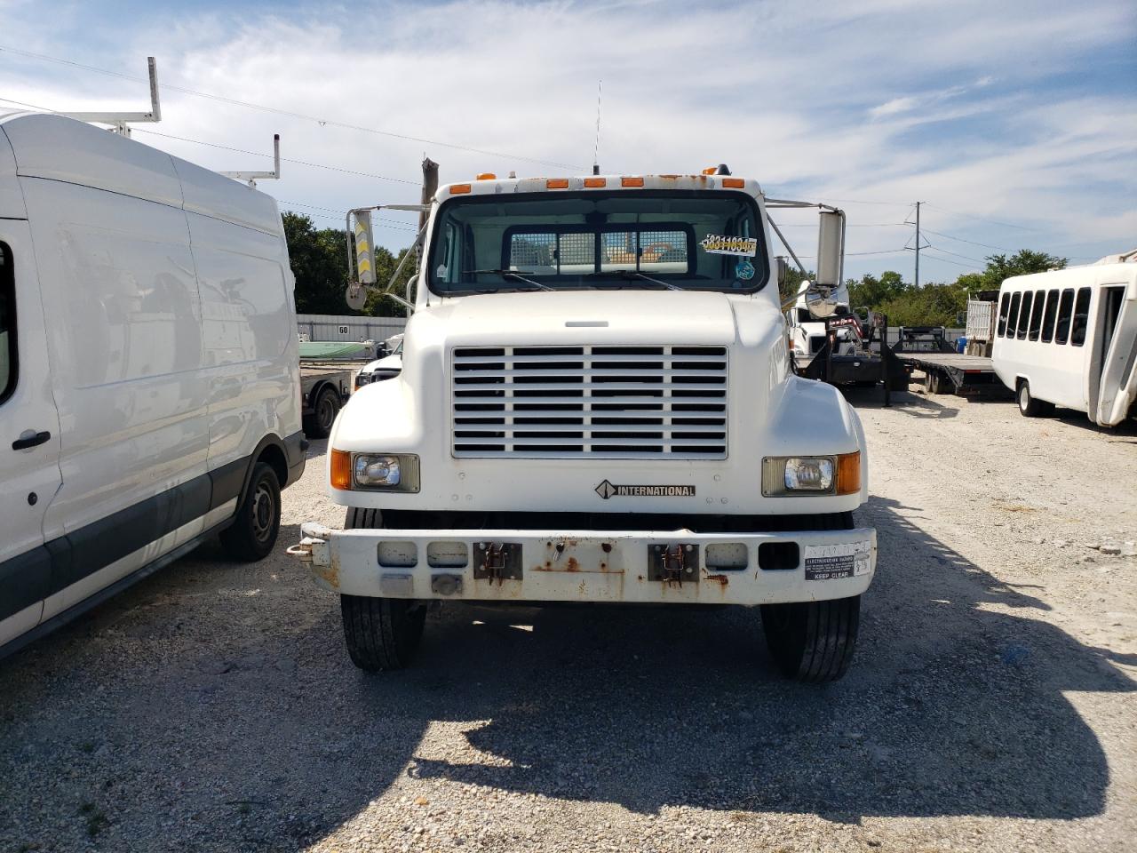 2001 International 4000 4700 VIN: 1HTSCABN51H350485 Lot: 68720544