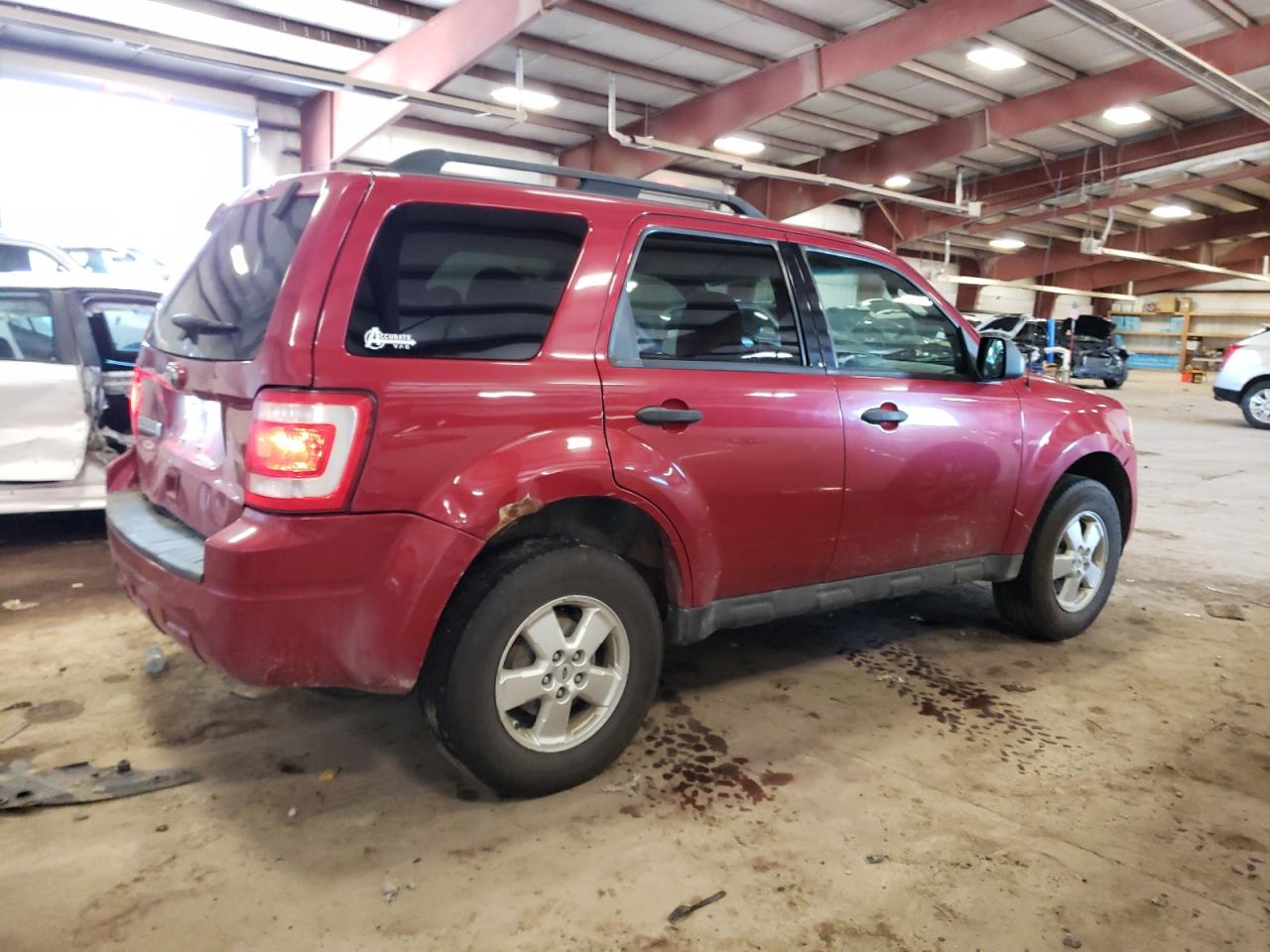 2010 Ford Escape - Image 3