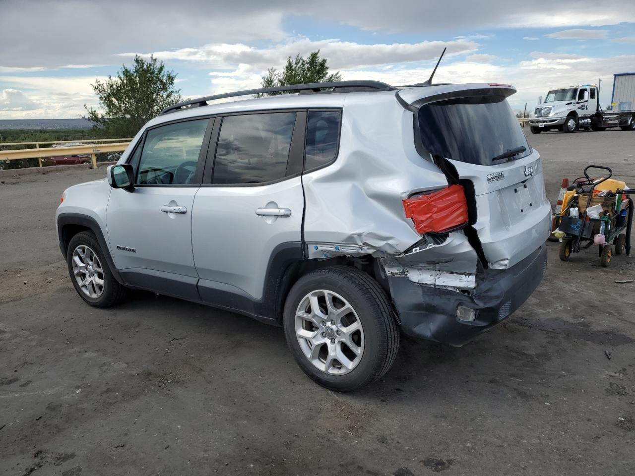 ZACCJABB1HPE88752 2017 JEEP RENEGADE - Image 2