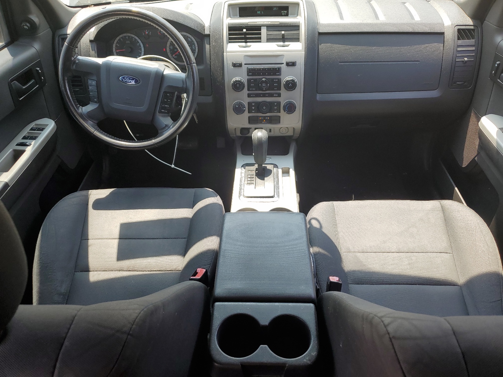 1FMCU0D7XBKA41828 2011 Ford Escape Xlt