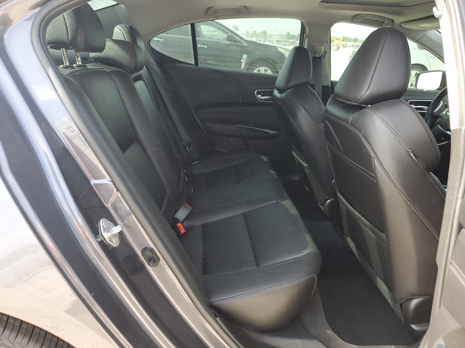 19UUB1F35JA008563 2018 Acura Tlx