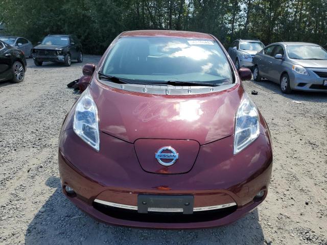  NISSAN LEAF 2016 Красный