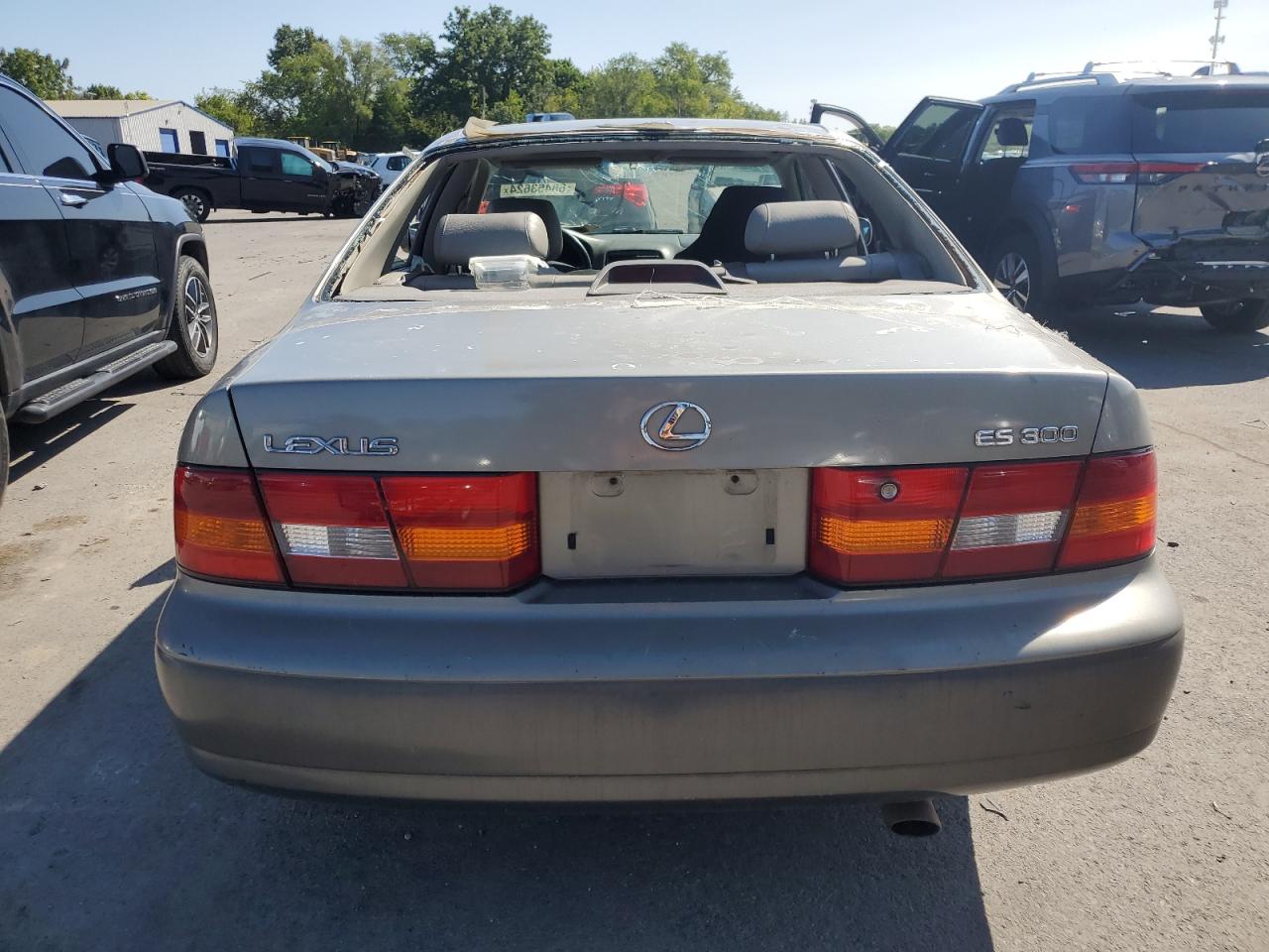 1999 Lexus Es 300 VIN: JT8BF28G8X0231709 Lot: 68453624