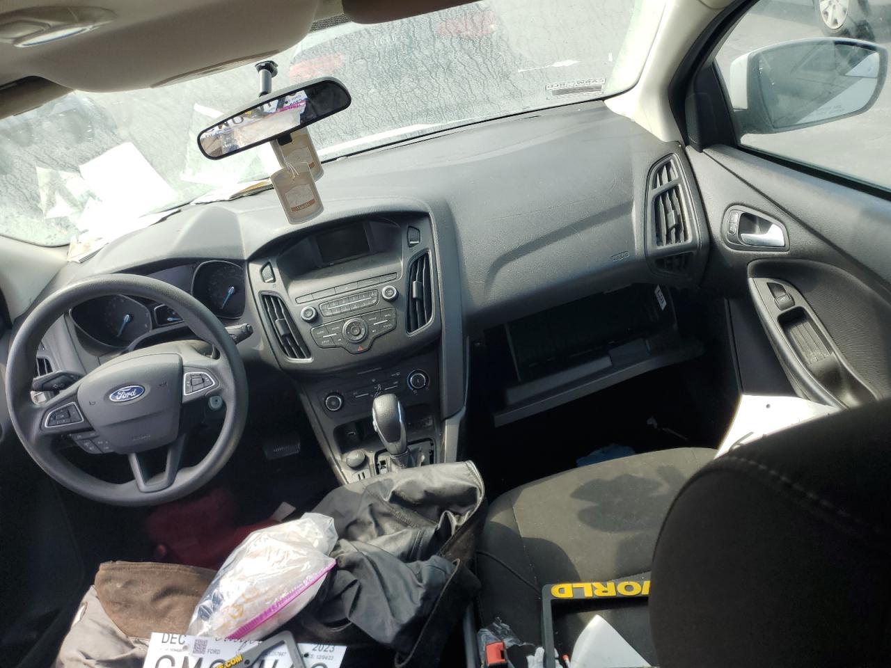 1FADP3K24JL287667 2018 Ford Focus Se