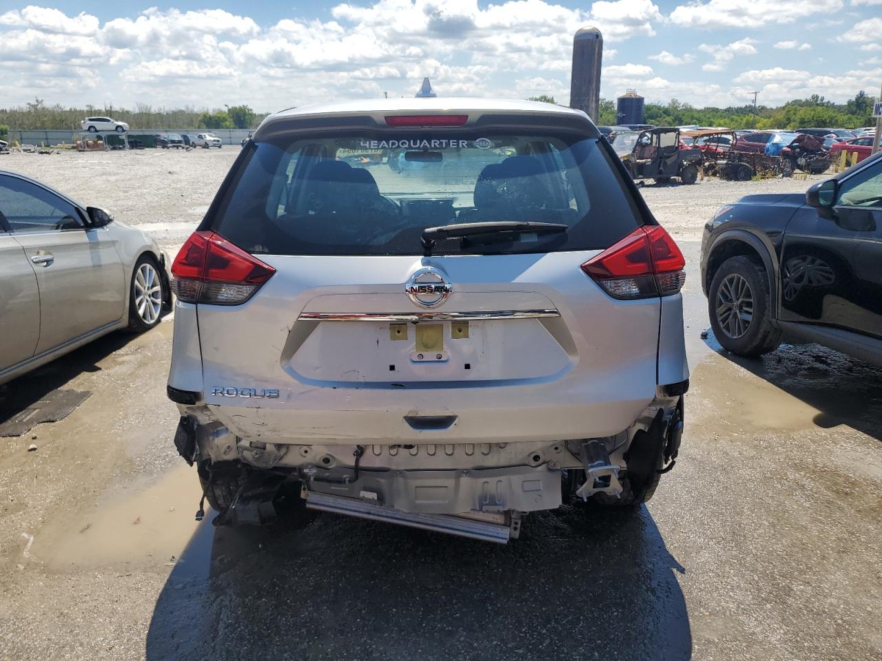 JN8AT2MT1JW462078 2018 Nissan Rogue S