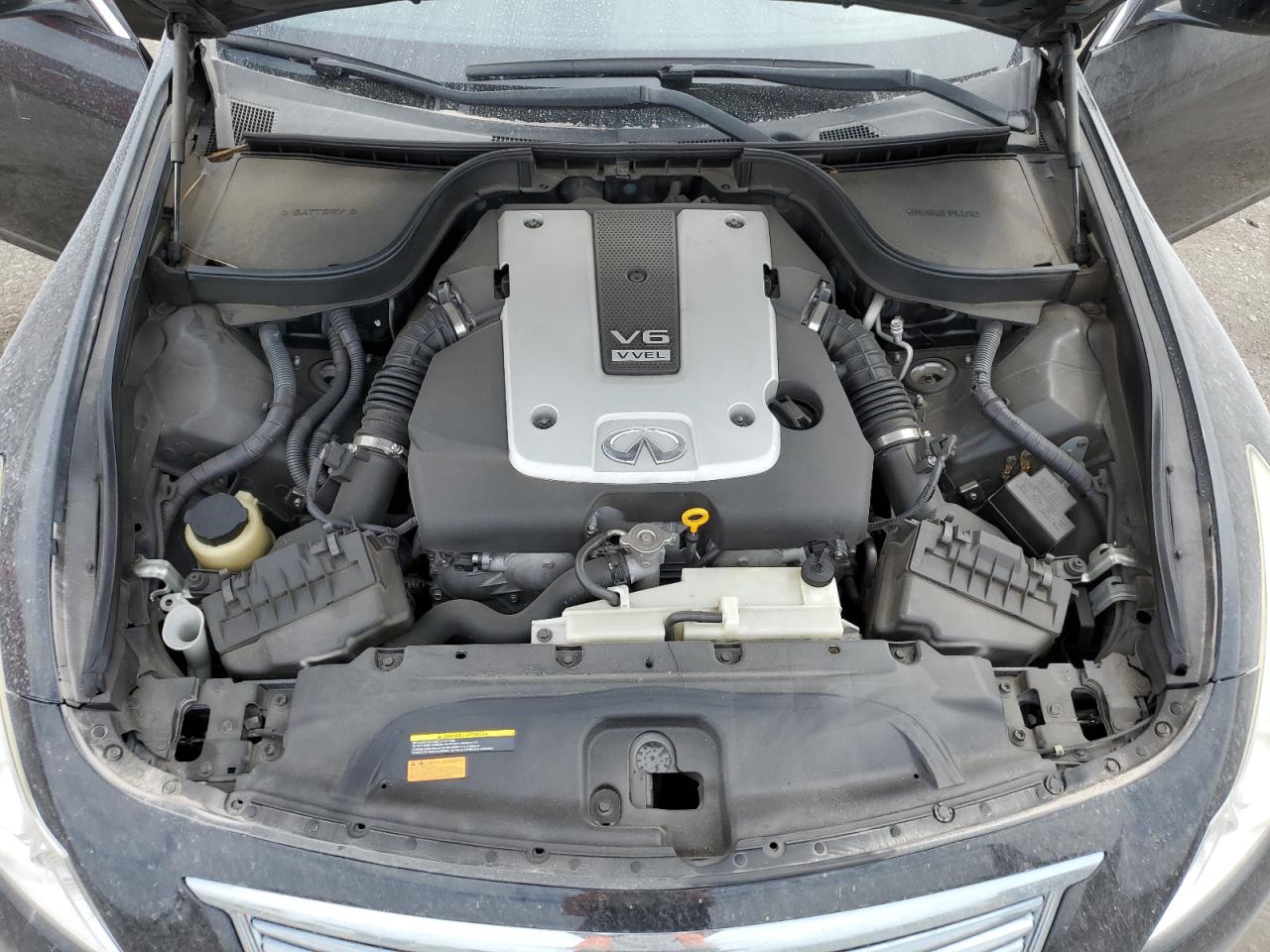 JN1CV6AR0FM520069 2015 Infiniti Q40