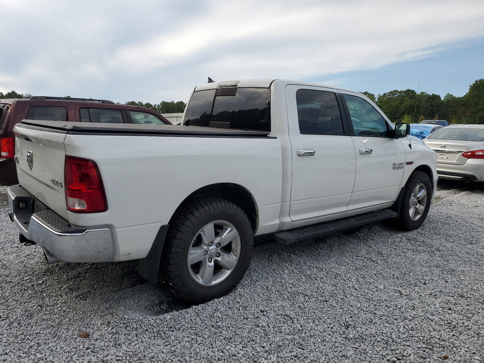 2015 Ram 1500 Slt vin: 1C6RR7LM2FS740920