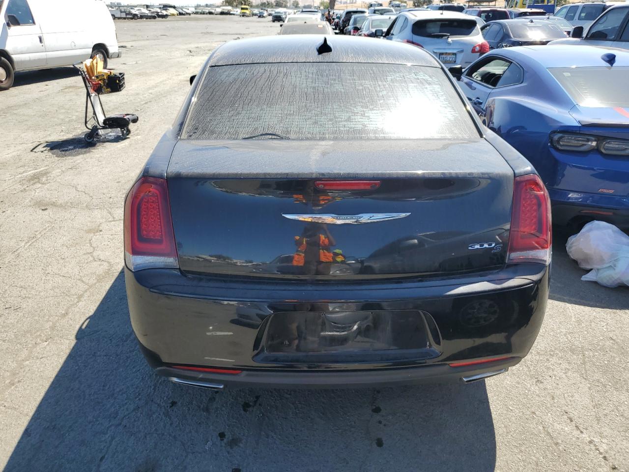 2C3CCABG6GH233833 2016 Chrysler 300 S