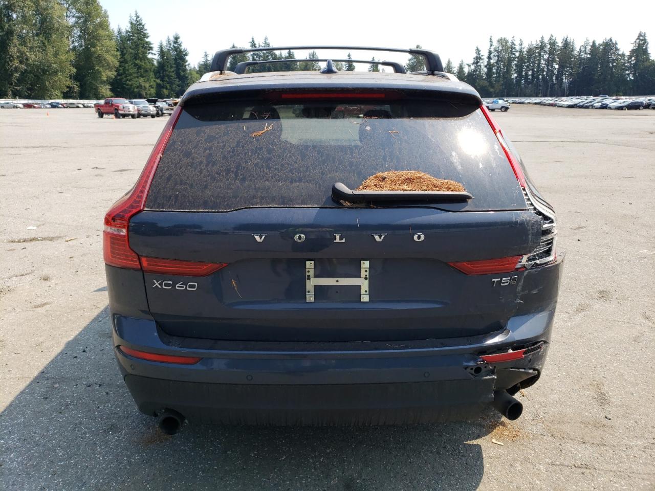 2020 Volvo Xc60 T5 Momentum VIN: YV4102RK3L1529958 Lot: 65470194