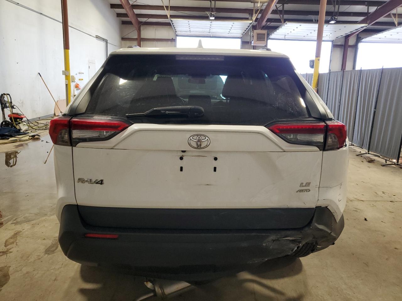 2019 Toyota Rav4 Le VIN: 2T3F1RFV0KC015015 Lot: 69695074