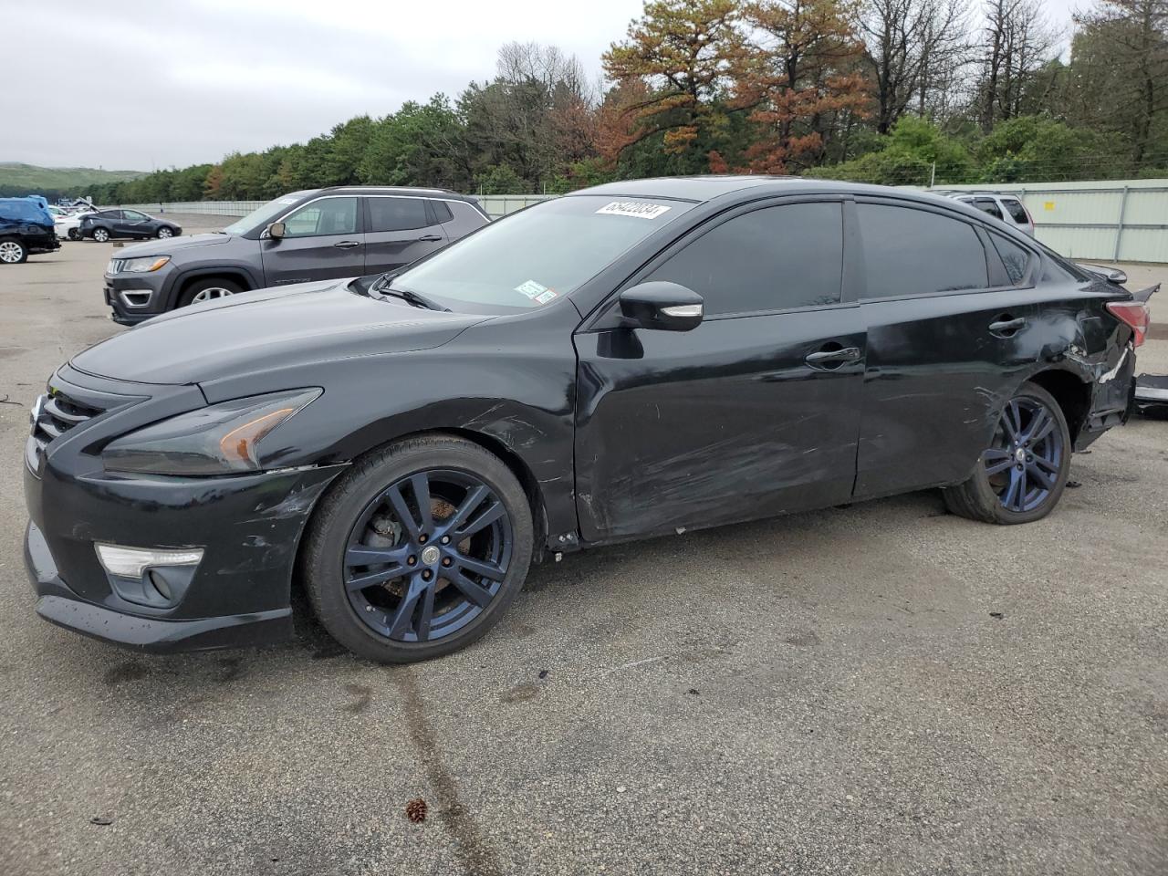 2013 Nissan Altima - Image 1
