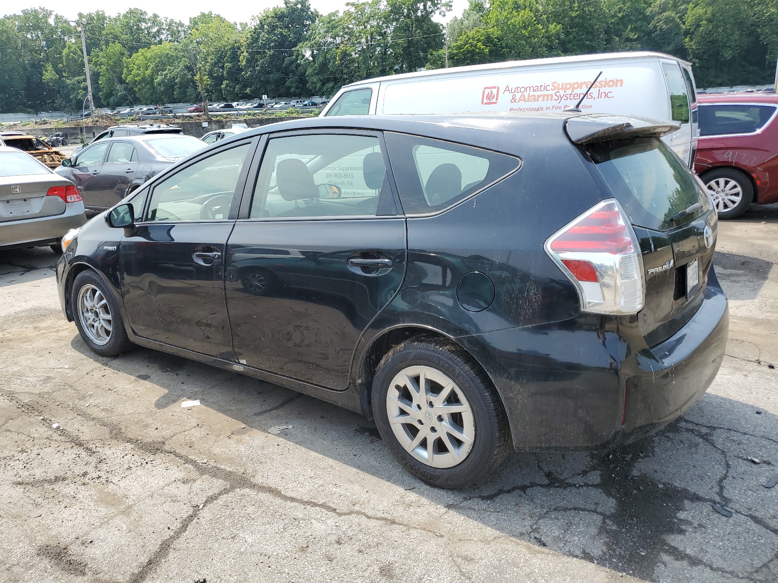 2017 Toyota Prius V vin: JTDZN3EU6HJ056889