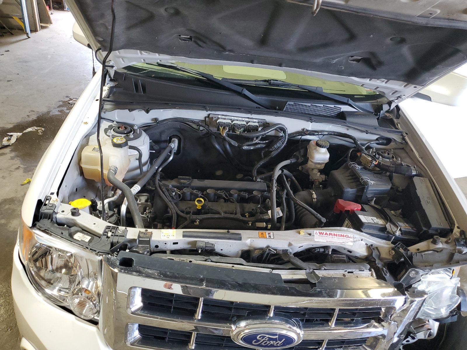 1FMCU9E7XCKB89773 2012 Ford Escape Limited