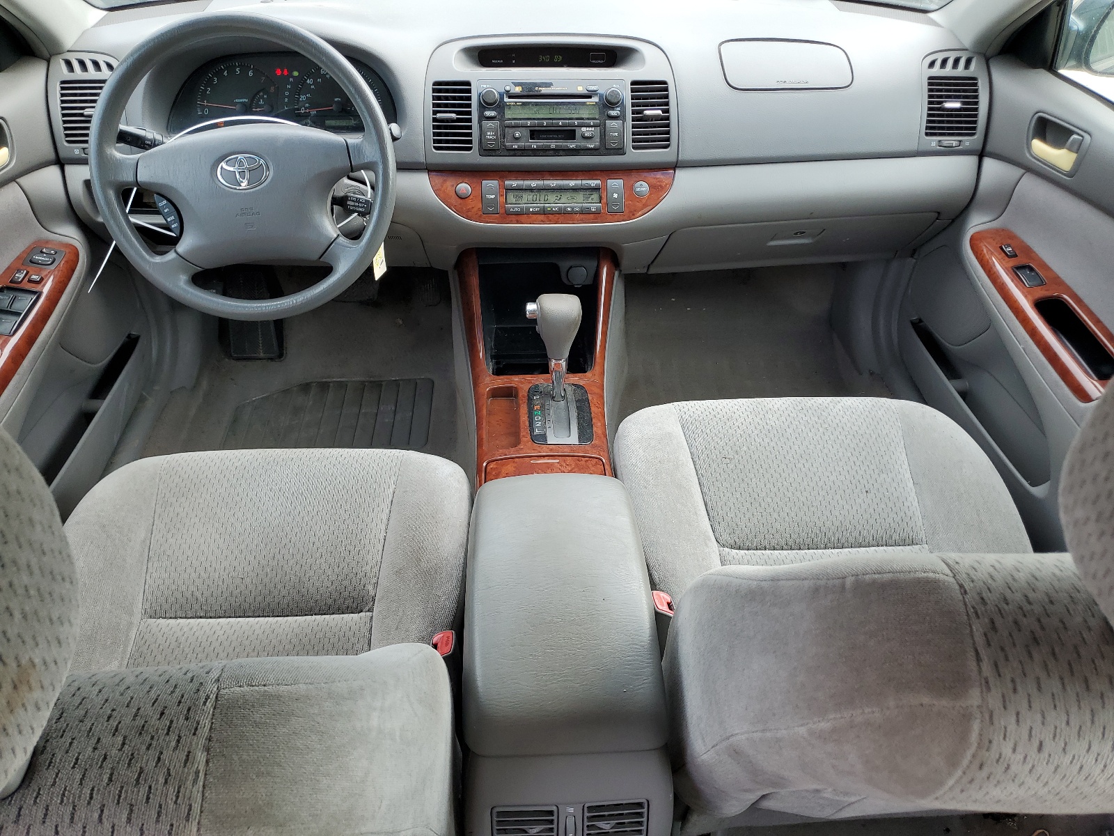 4T1BE32K84U311356 2004 Toyota Camry Le