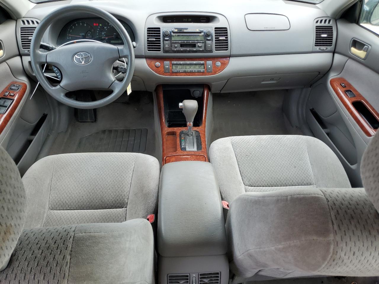 2004 Toyota Camry Le VIN: 4T1BE32K84U311356 Lot: 65962024