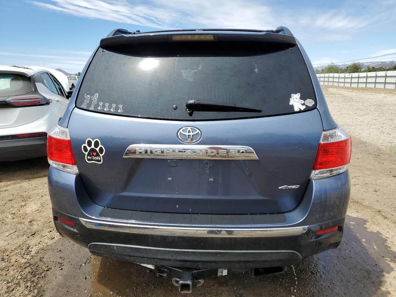 2011 Toyota Highlander Base VIN: 5TDBK3EH6BS074655 Lot: 67021284