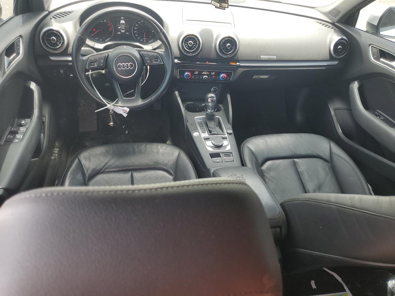 WAUAUGFF5H1041398 2017 Audi A3 Premium