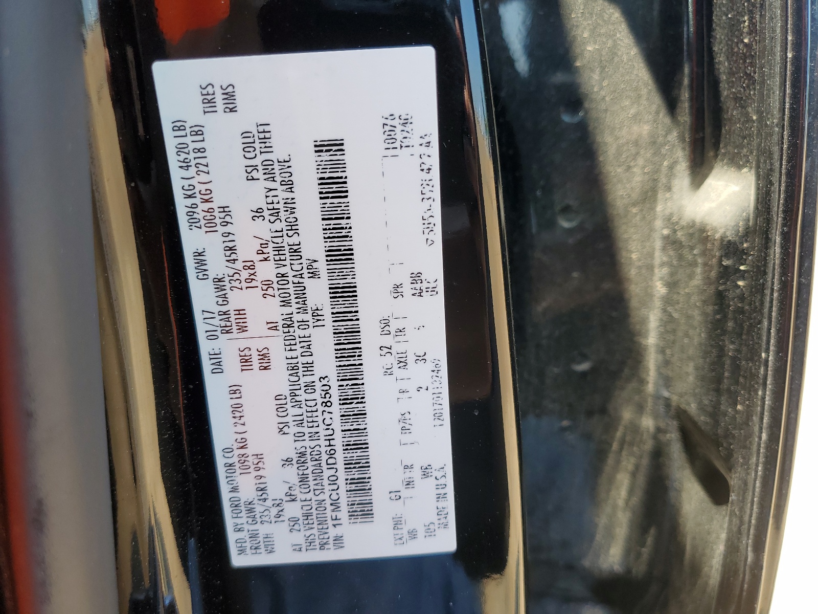 1FMCU0JD6HUC78503 2017 Ford Escape Titanium