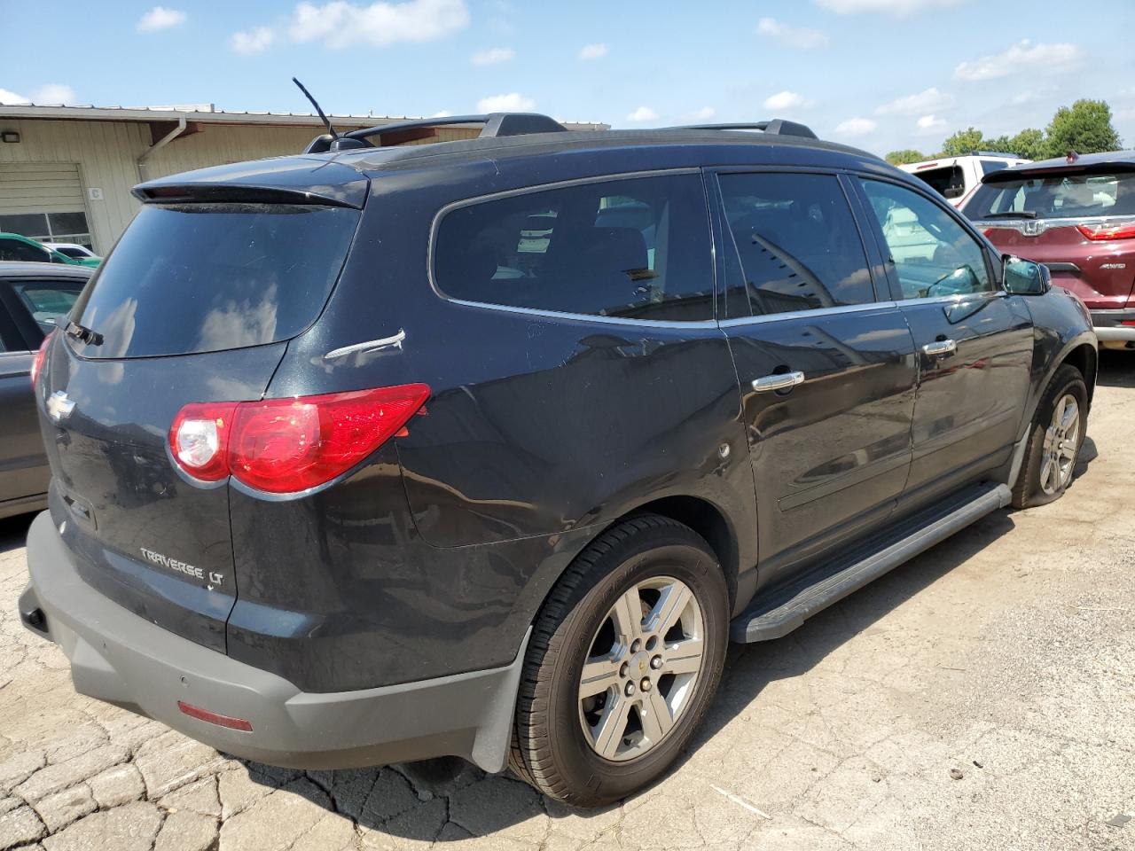 1GNKRJED9CJ181864 2012 Chevrolet Traverse Lt