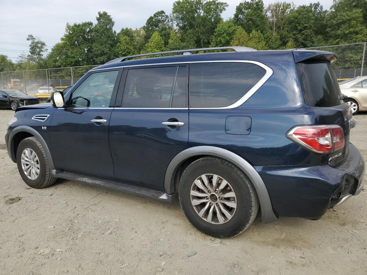 JN8AY2NC1J9553107 2018 NISSAN ARMADA - Image 2