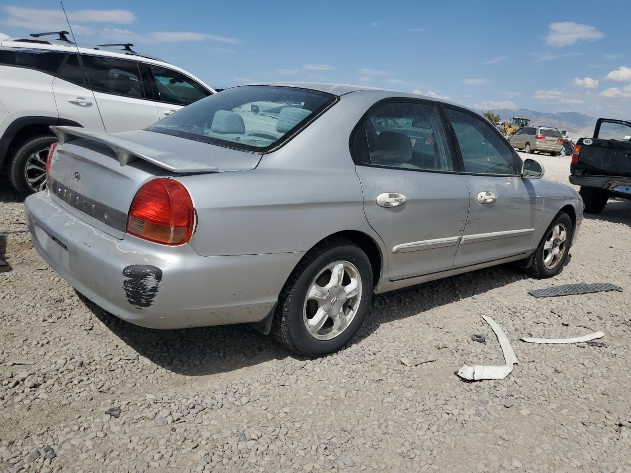 2001 Hyundai Sonata Gl VIN: KMHWF25S71A420666 Lot: 66323564