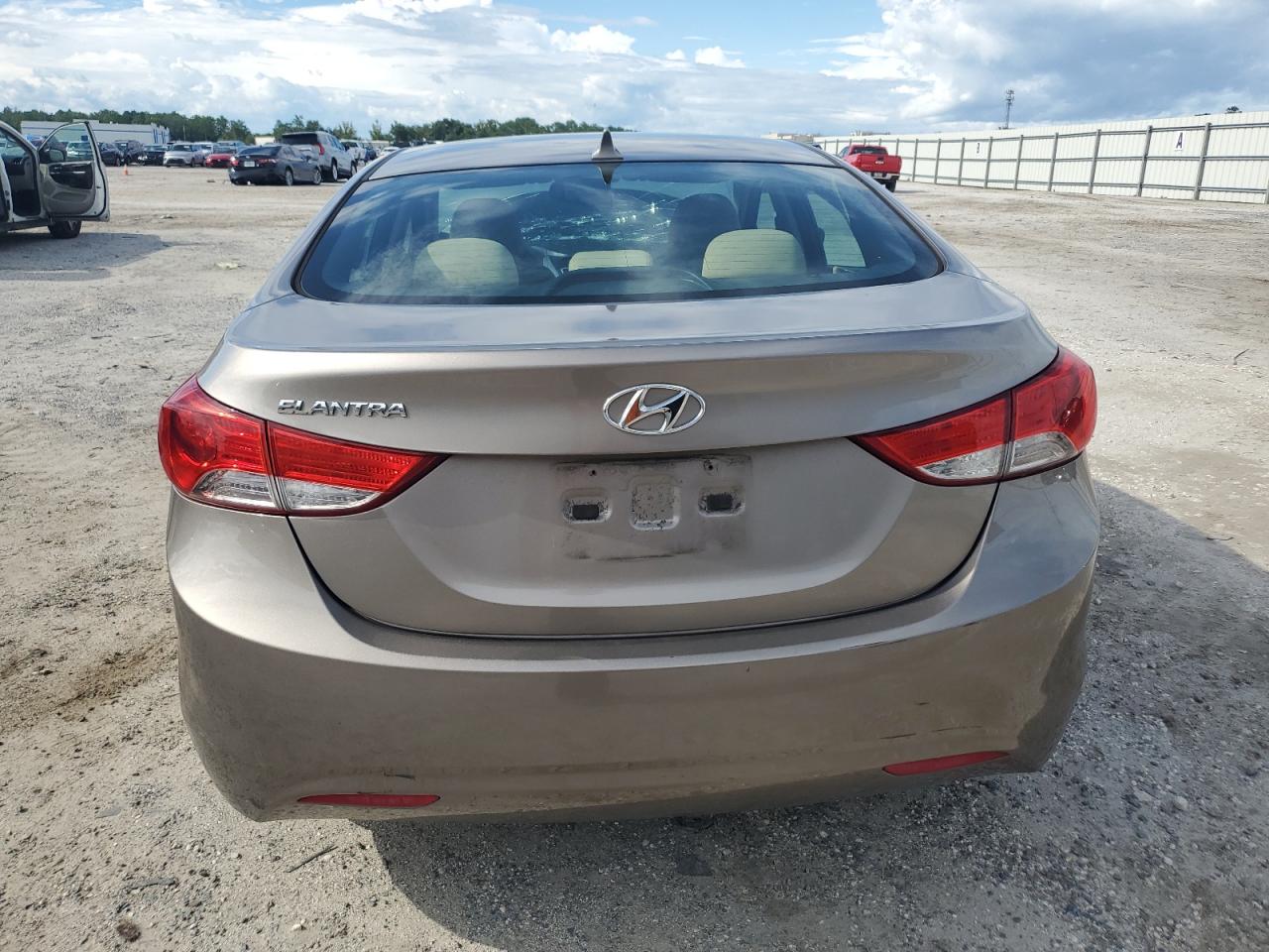 2013 Hyundai Elantra Gls VIN: 5NPDH4AE1DH242266 Lot: 66511164