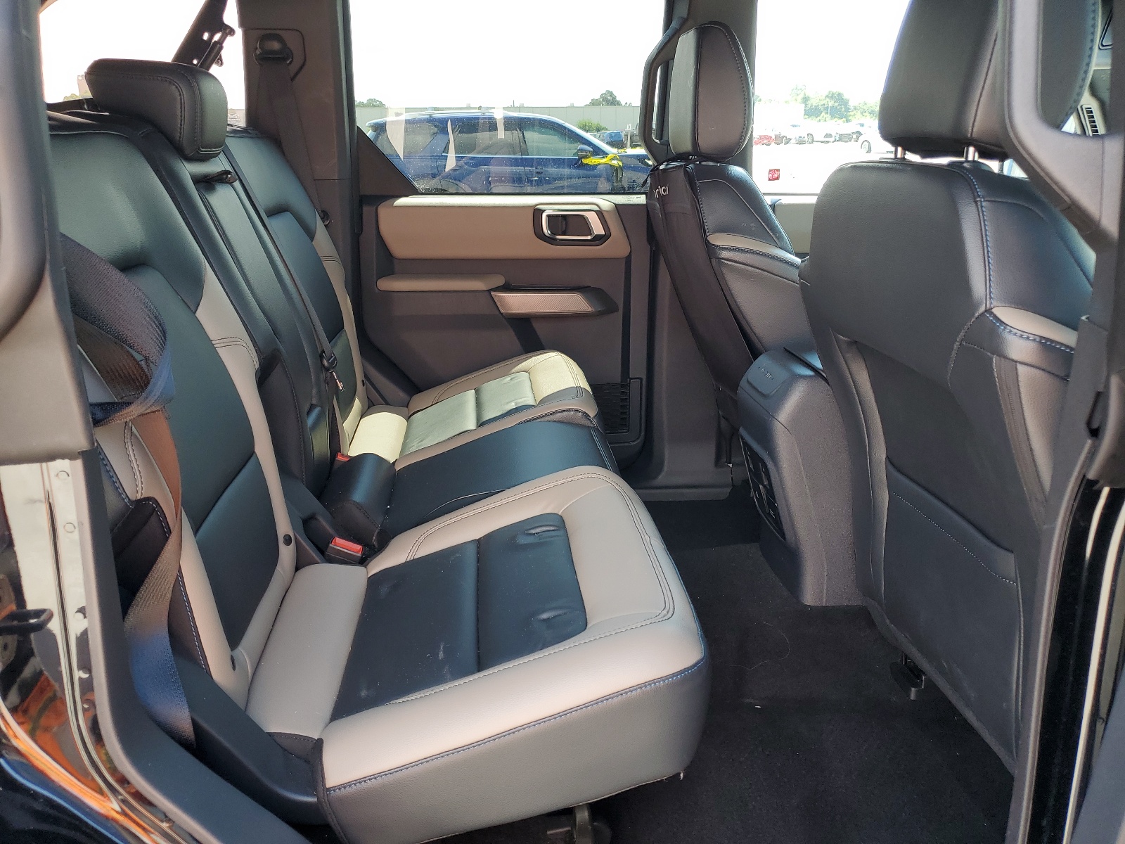 1FMEE5DP5PLB83959 2023 Ford Bronco Base