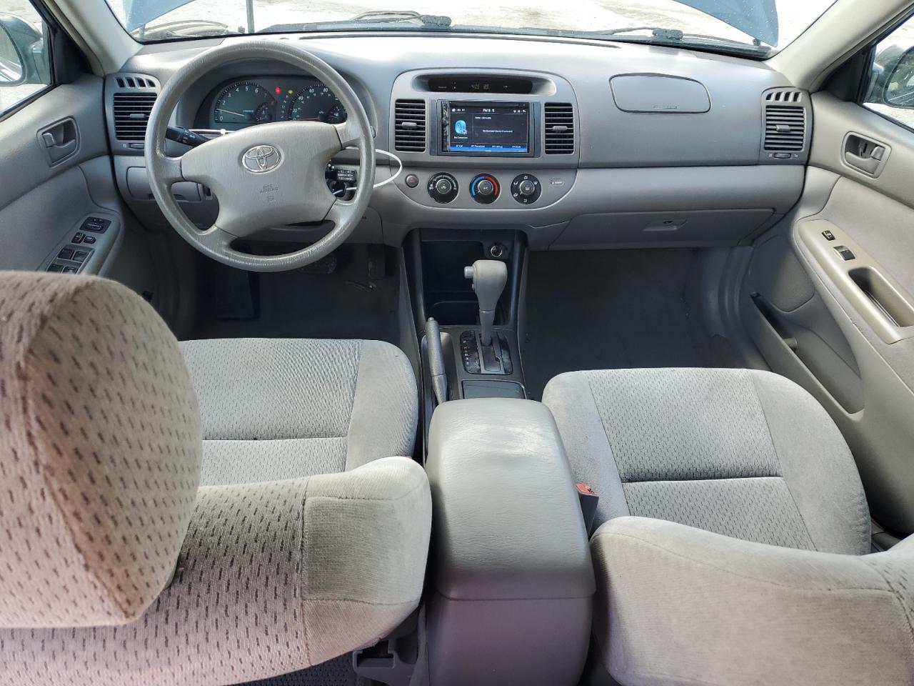 2003 Toyota Camry Le VIN: 4T1BF32K73U046926 Lot: 68822124