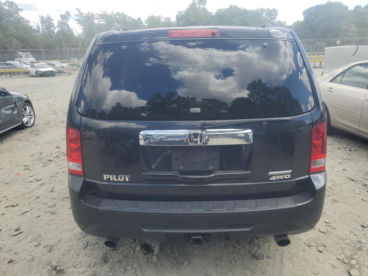 2015 Honda Pilot - Image 6