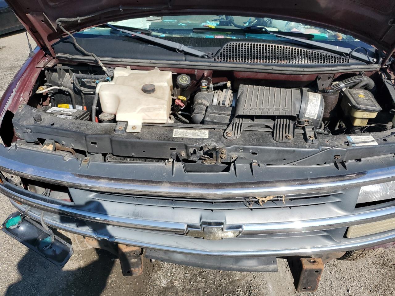 2001 Chevrolet Express G2500 VIN: 1GAGG29R611112152 Lot: 68640554