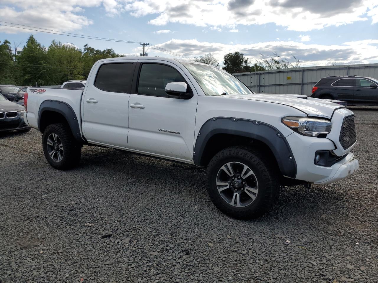 2017 Toyota Tacoma Double Cab VIN: 5TFCZ5AN3HX051277 Lot: 67941474