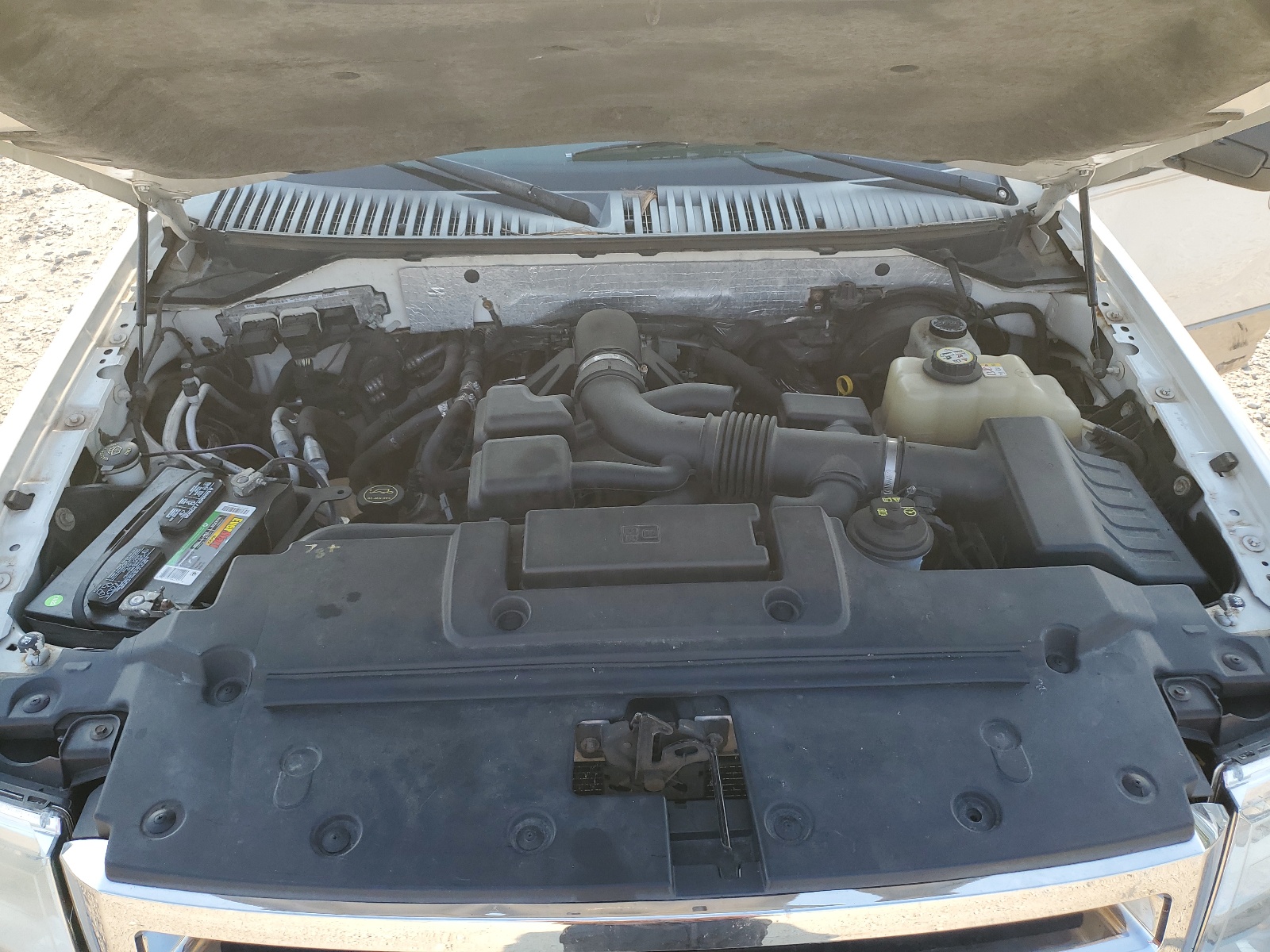 1FMFU18508LA35406 2008 Ford Expedition Eddie Bauer