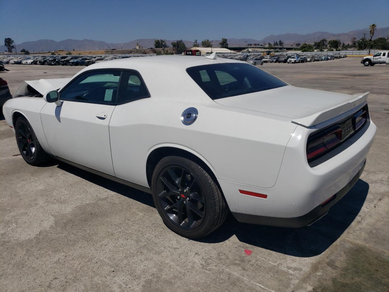 2C3CDZAGXLH104274 2020 DODGE CHALLENGER - Image 2