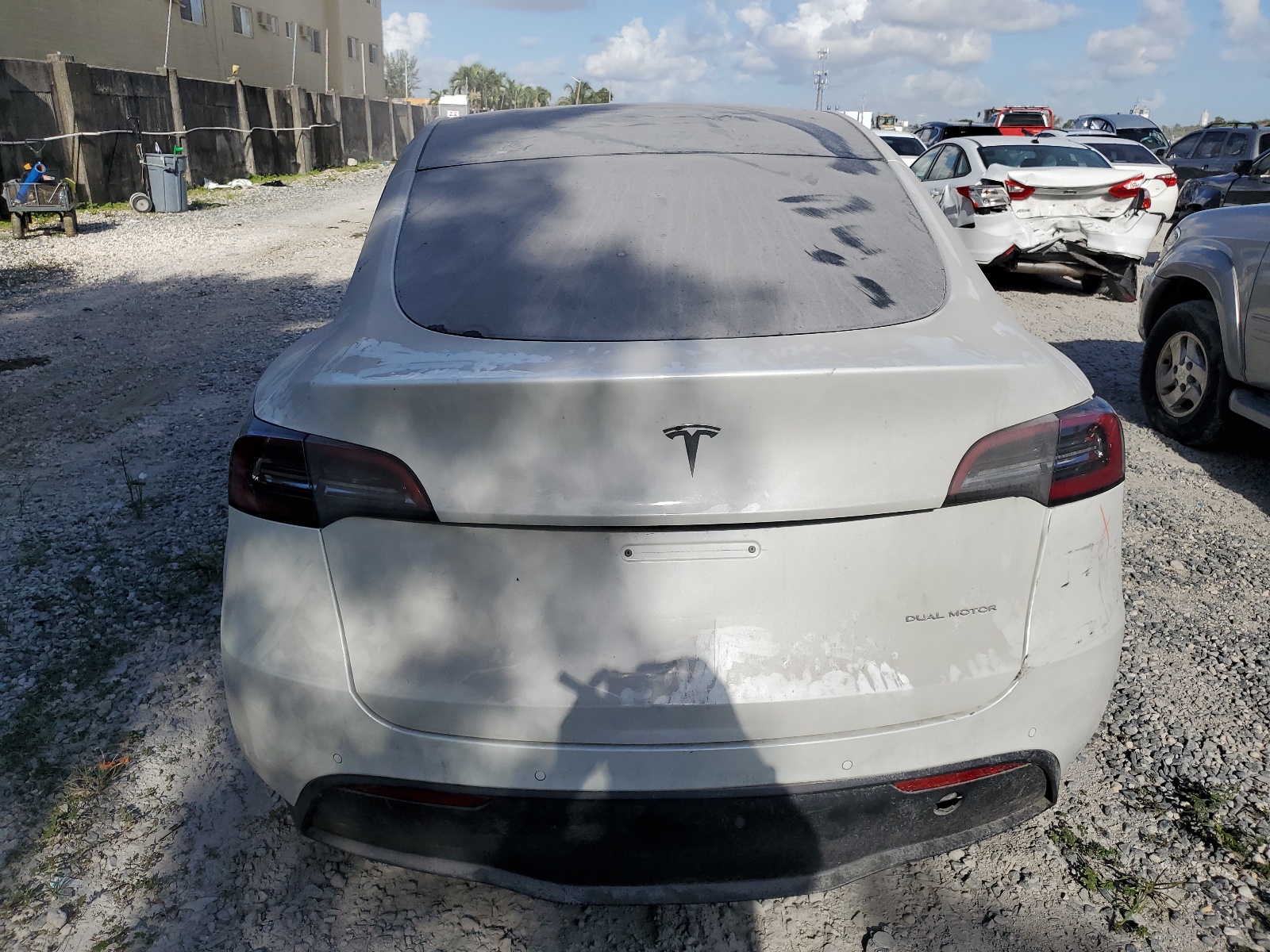 7SAYGDEE9NF419647 2022 Tesla Model Y