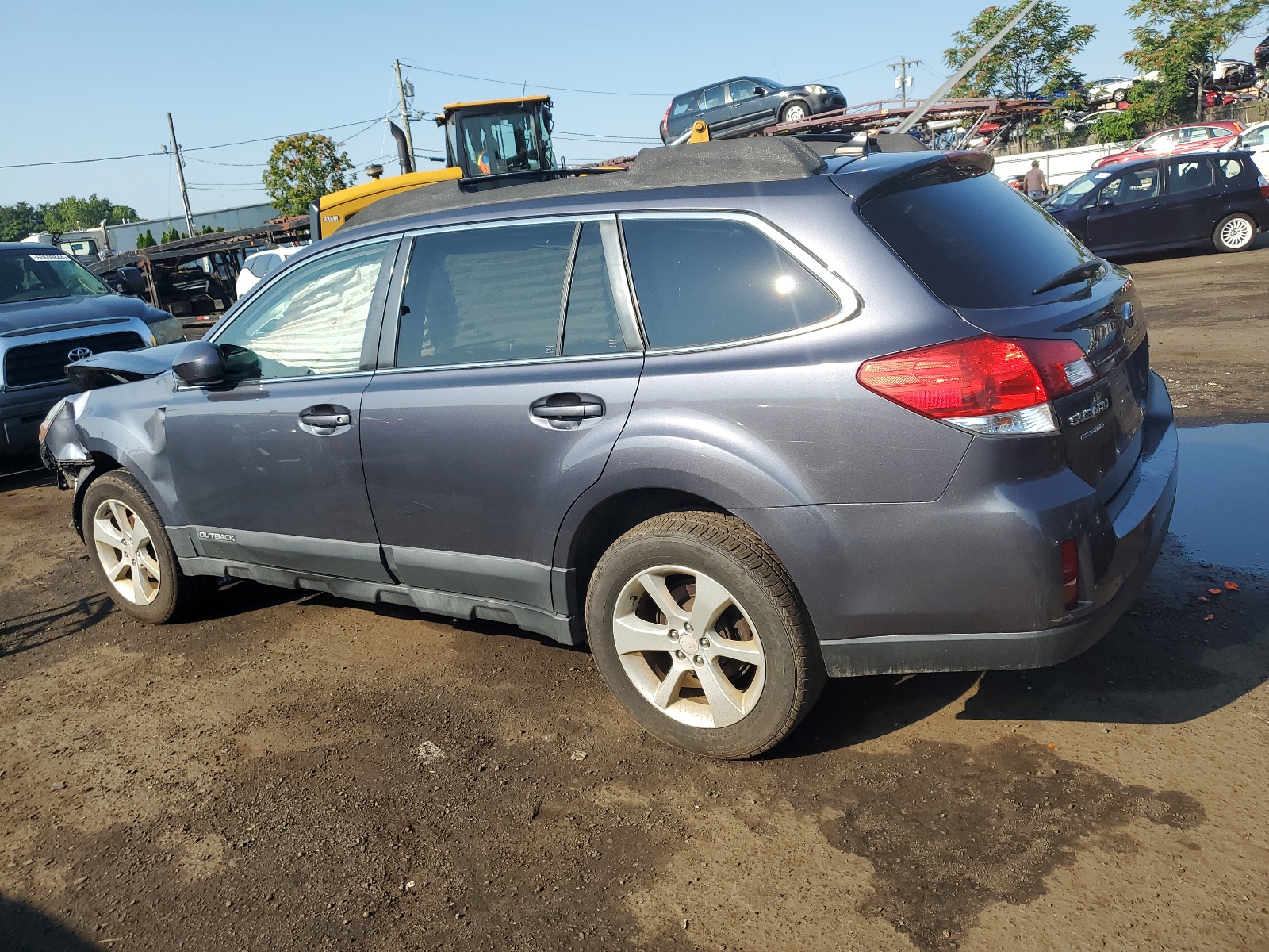 2014 Subaru Outback 2.5I Premium vin: 4S4BRBCC4E3327096