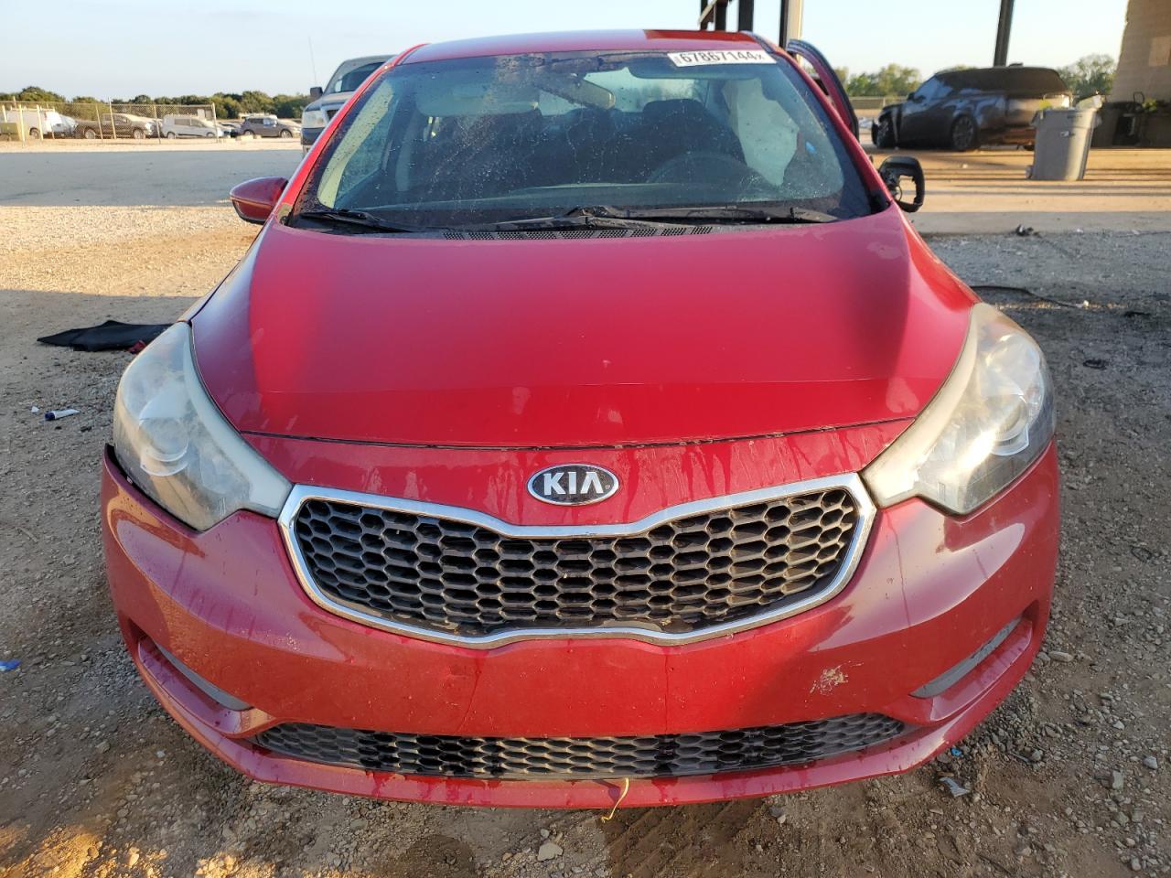 VIN KNAFK4A68G5573575 2016 KIA FORTE no.5