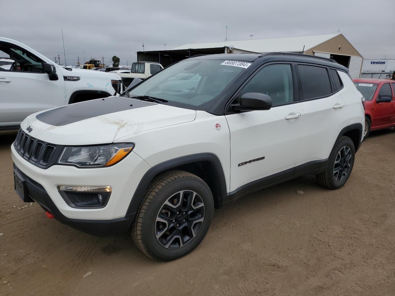 3C4NJDDB2KT740063 2019 JEEP COMPASS - Image 1