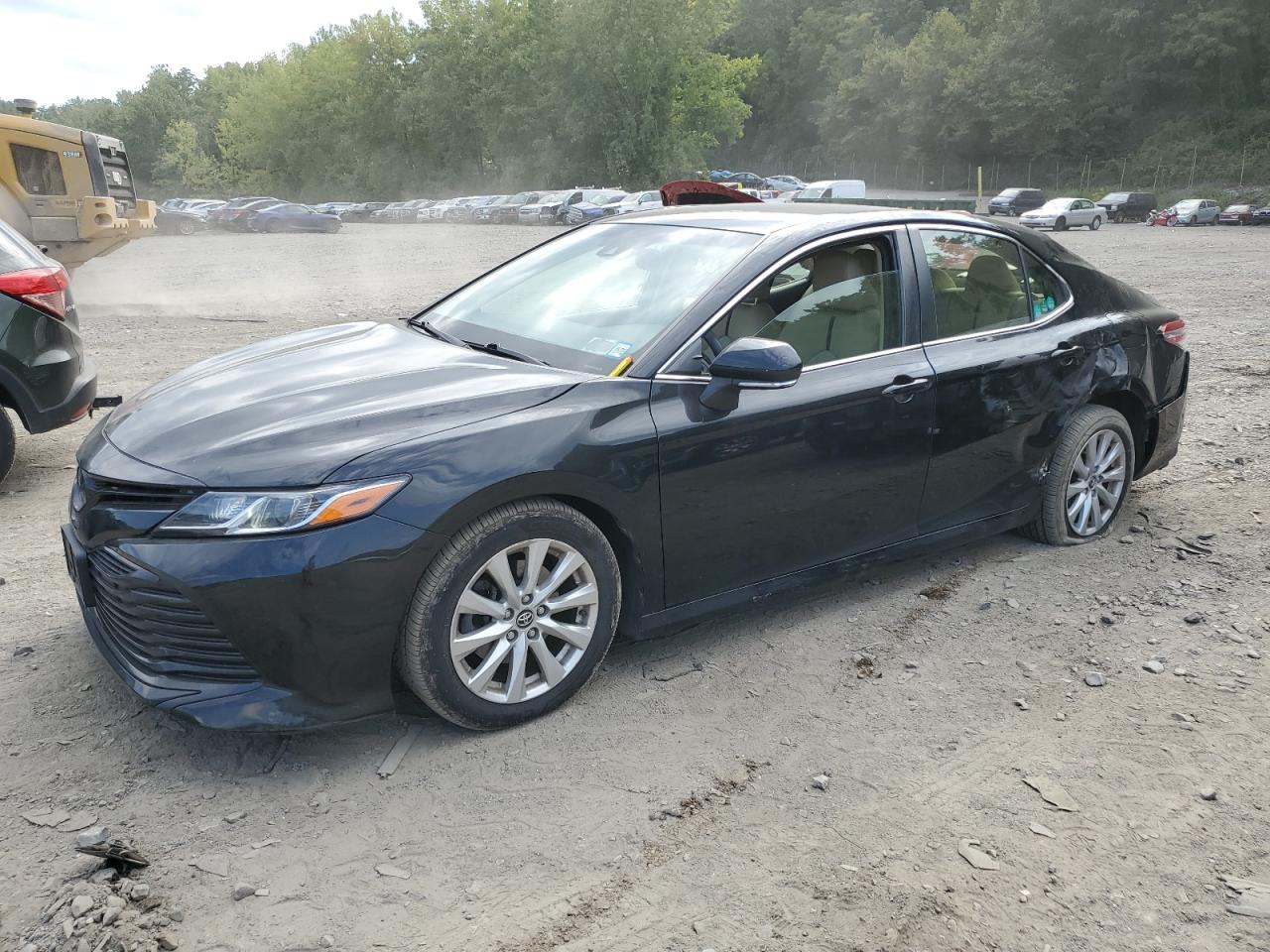 JTNB11HK7J3050181 2018 TOYOTA CAMRY - Image 1