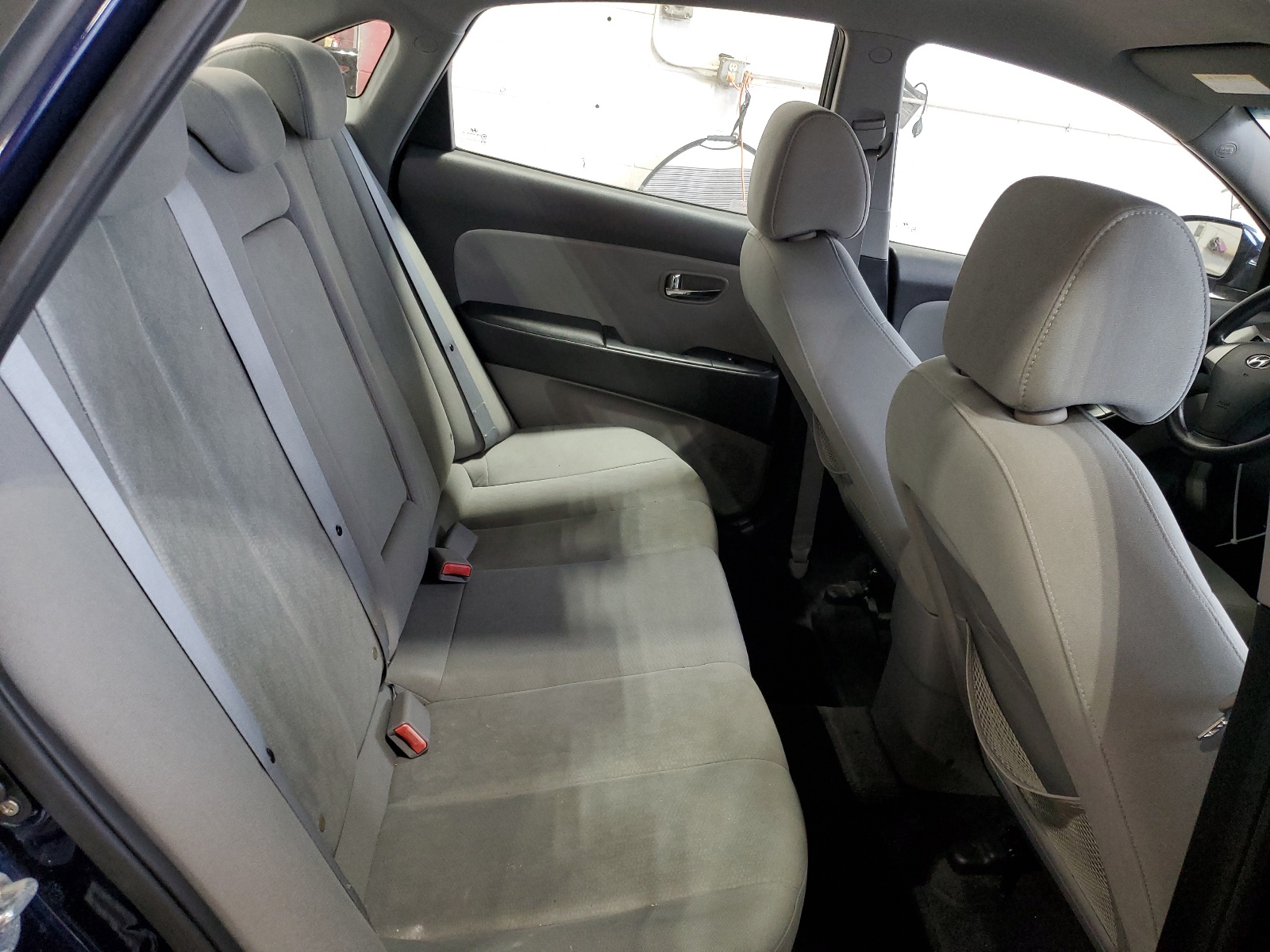 KMHDU4AD1AU197958 2010 Hyundai Elantra Blue