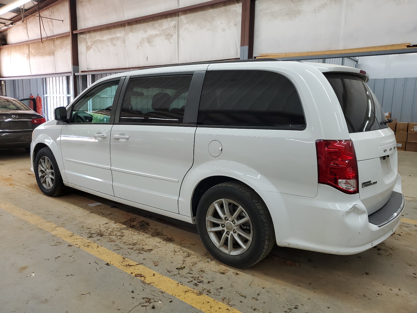 2C4RDGCG3DR820520 2013 Dodge Grand Caravan Sxt