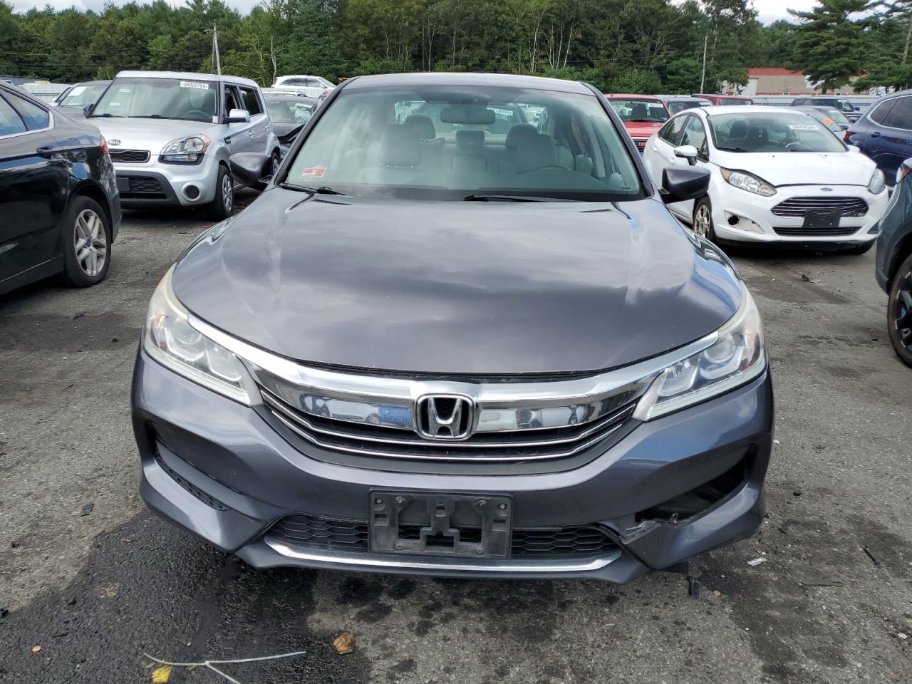 VIN 1HGCR2F32HA006020 2017 HONDA ACCORD no.5