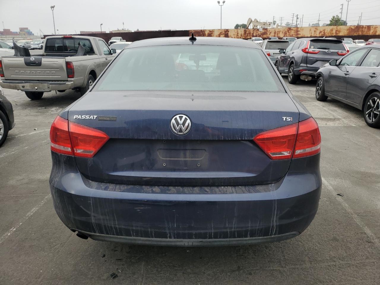 1VWAT7A37FC055689 2015 Volkswagen Passat S