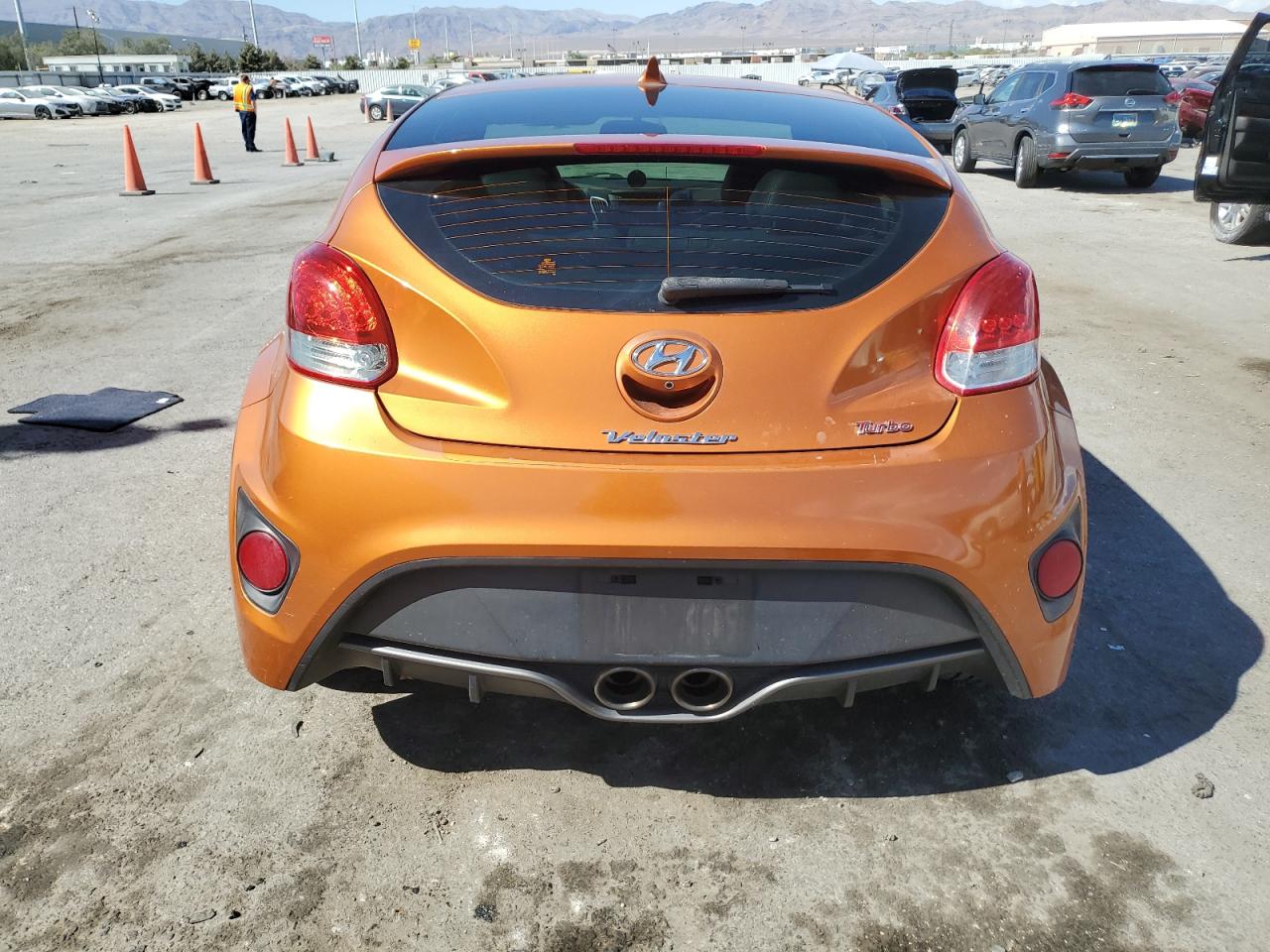 KMHTC6AE0GU291485 2016 Hyundai Veloster Turbo