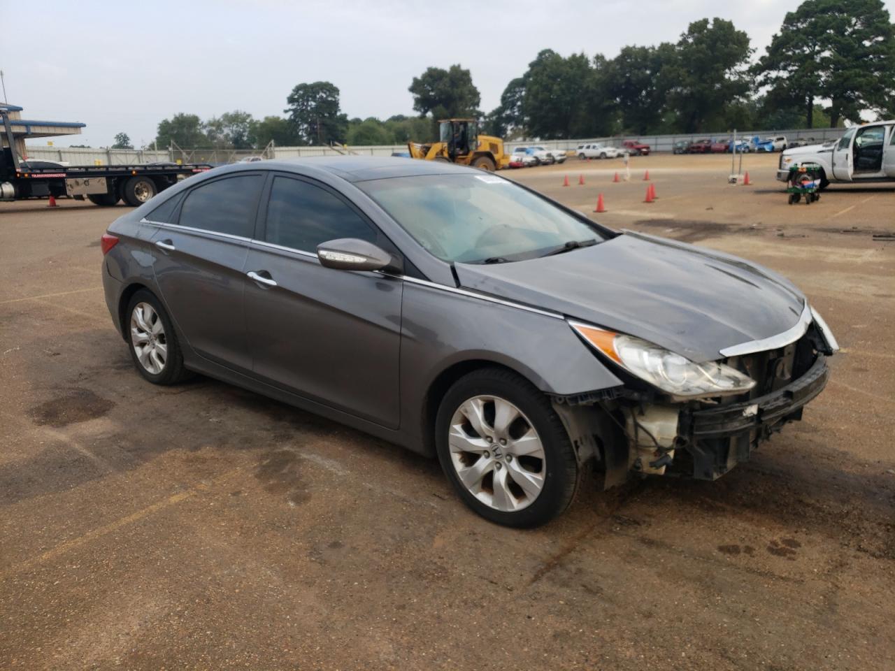 2012 Hyundai Sonata - Image 4