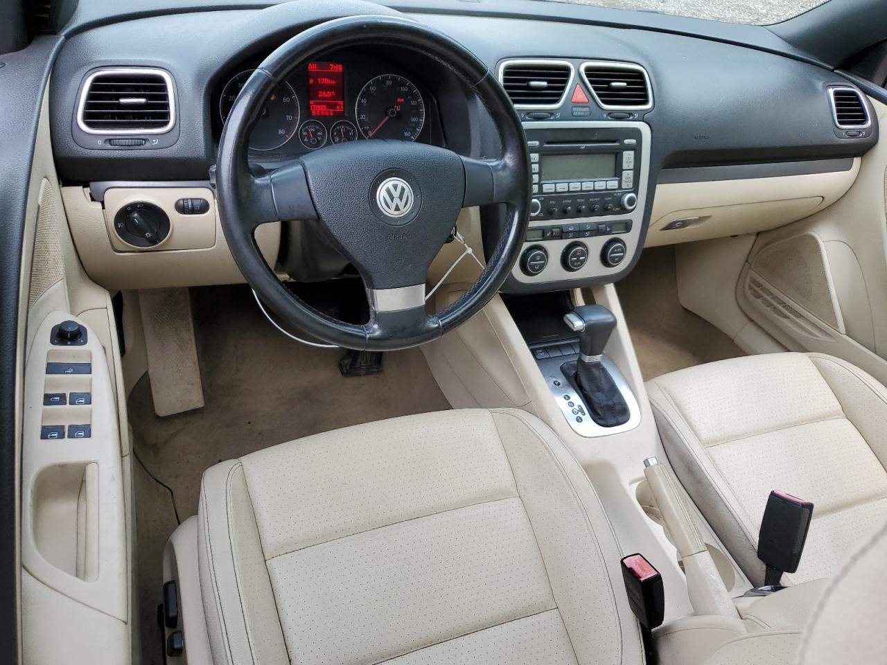 2008 Volkswagen Eos Turbo VIN: WVWBA71F28V021271 Lot: 65800104