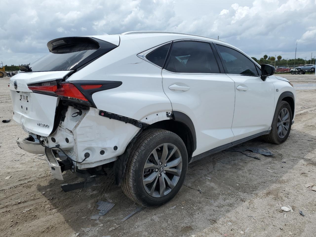 JTJJARBZ3L5013136 Lexus Nx 300 F S  3