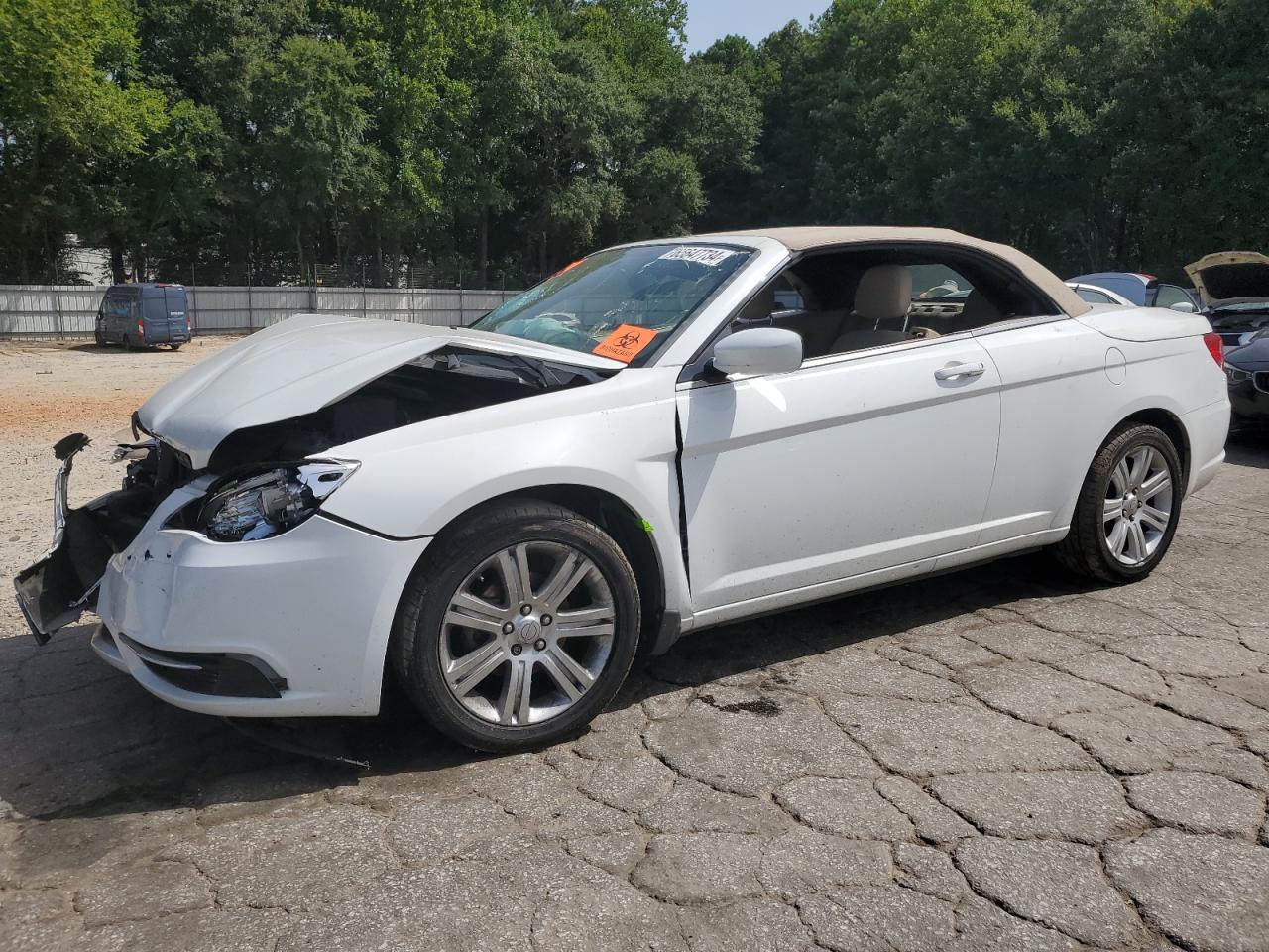 2013 Chrysler 200 Touring VIN: 1C3BCBEG3DN658426 Lot: 65647734